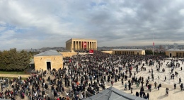 10 Kasım’da vatandaşlar Anıtkabir’e akın etti