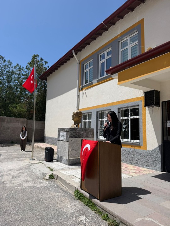 13414HIVoSYuXUAAINQV.jpg
