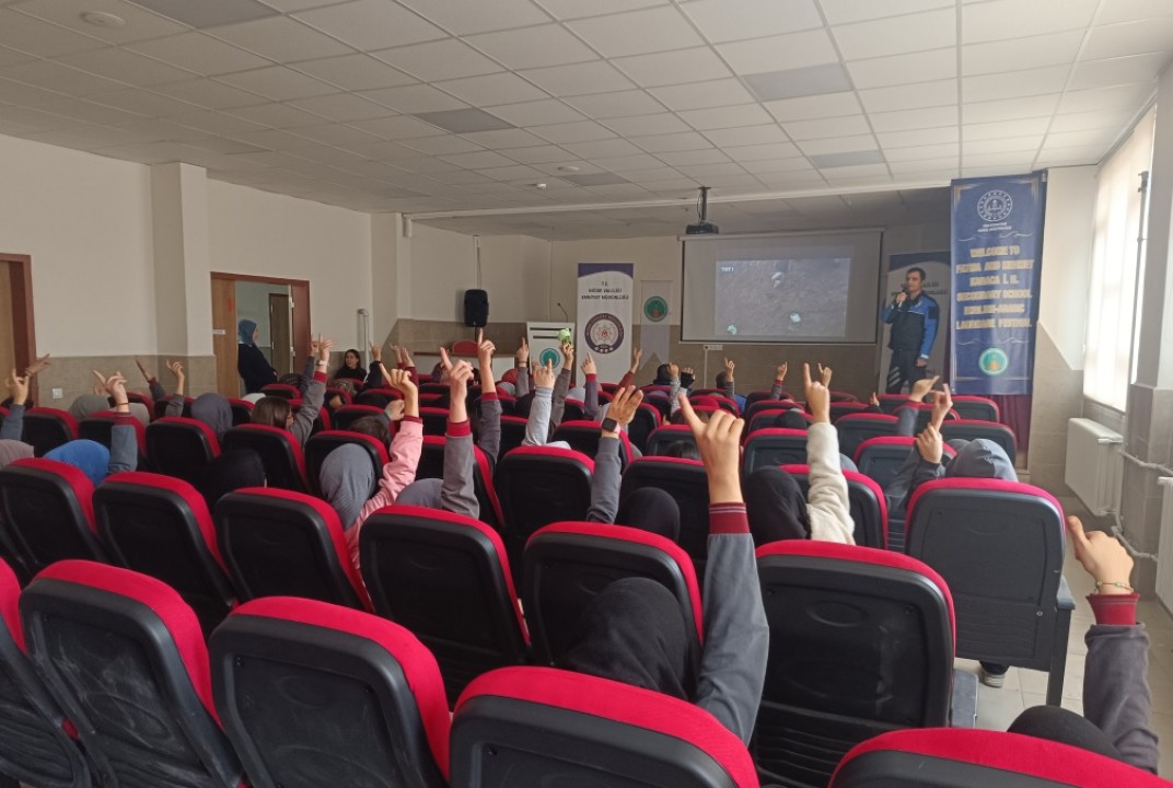 14825WhatsApp Image 2025-12-17 at 16.51.57.jpeg