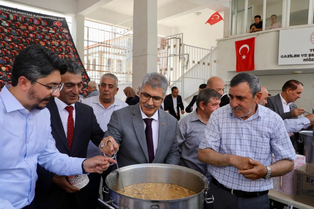 16540GwJem5sXcAAHQ4h.jpg