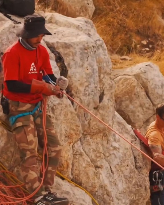 16933WhatsApp Image 2025-12-17 at 10.17.59.jpeg