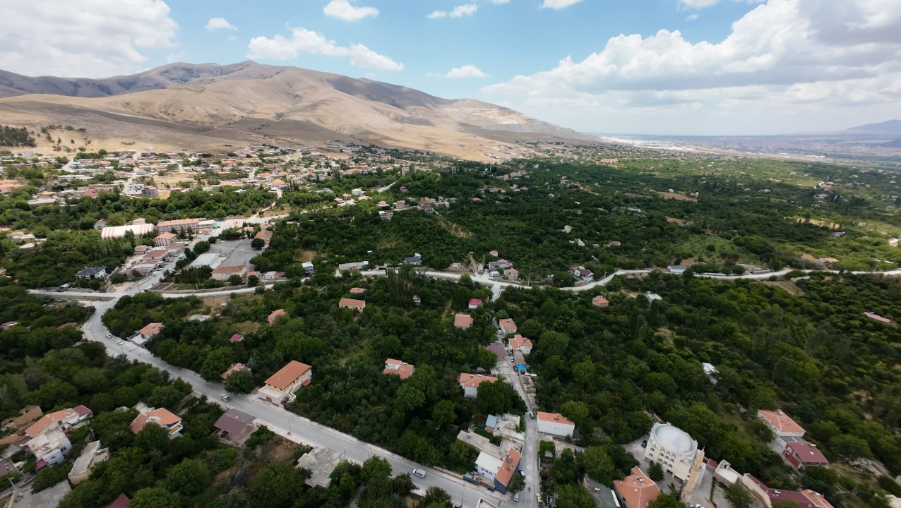 18147BÜYÜK GİRECEK-GÜMÜŞER.jpg