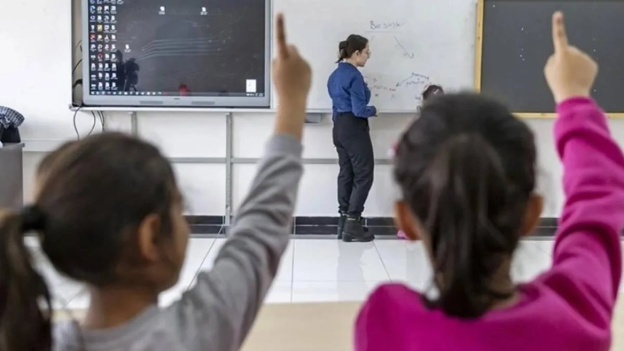 2025 Temmuz’da Uzman ve Başöğretmen Maaşı Ne Kadar Olacak? Zamlı Tutarlar Açıklandı