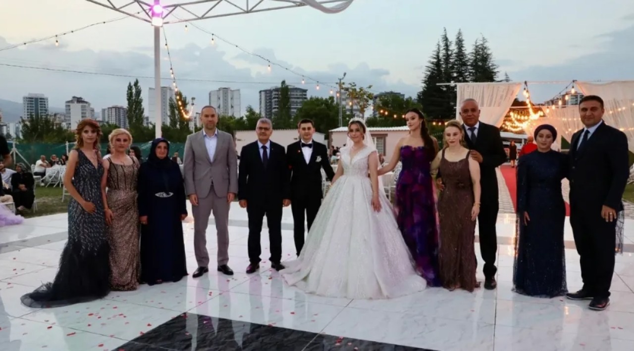 25513murad2.jpg
