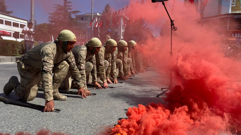 30 Ağustos coşkusu Niğde’yi sardı