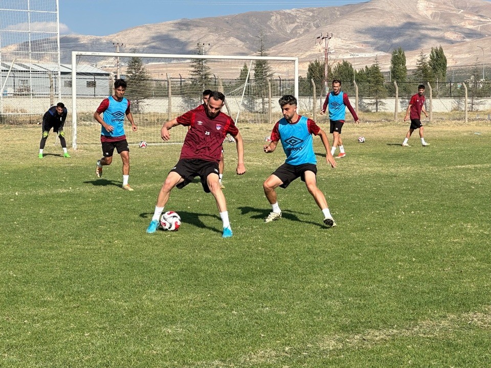 36067nigde-belediyespor-yeni-stadyumu.jpg