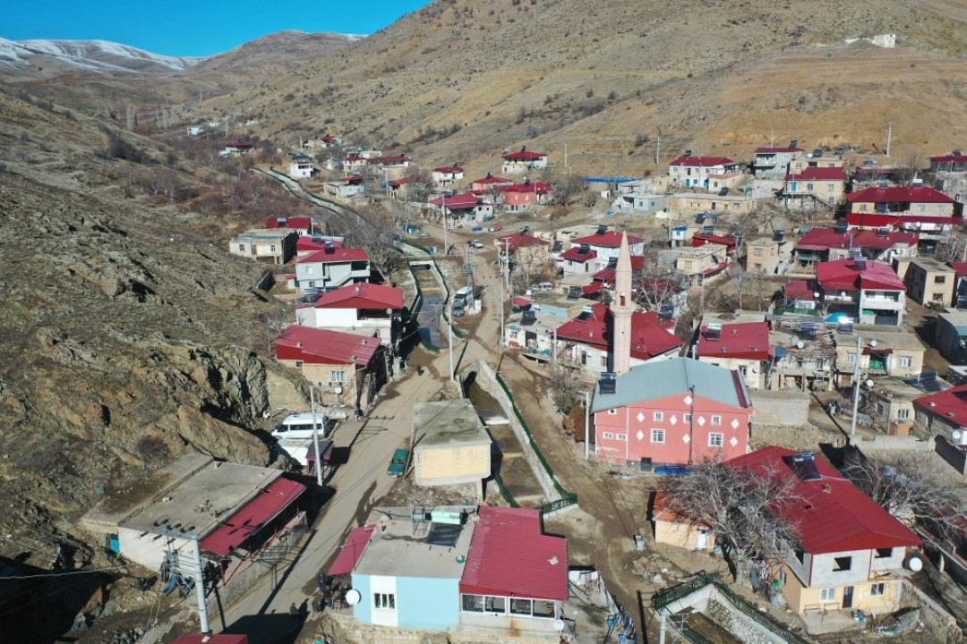 38166AW374907_03.jpg