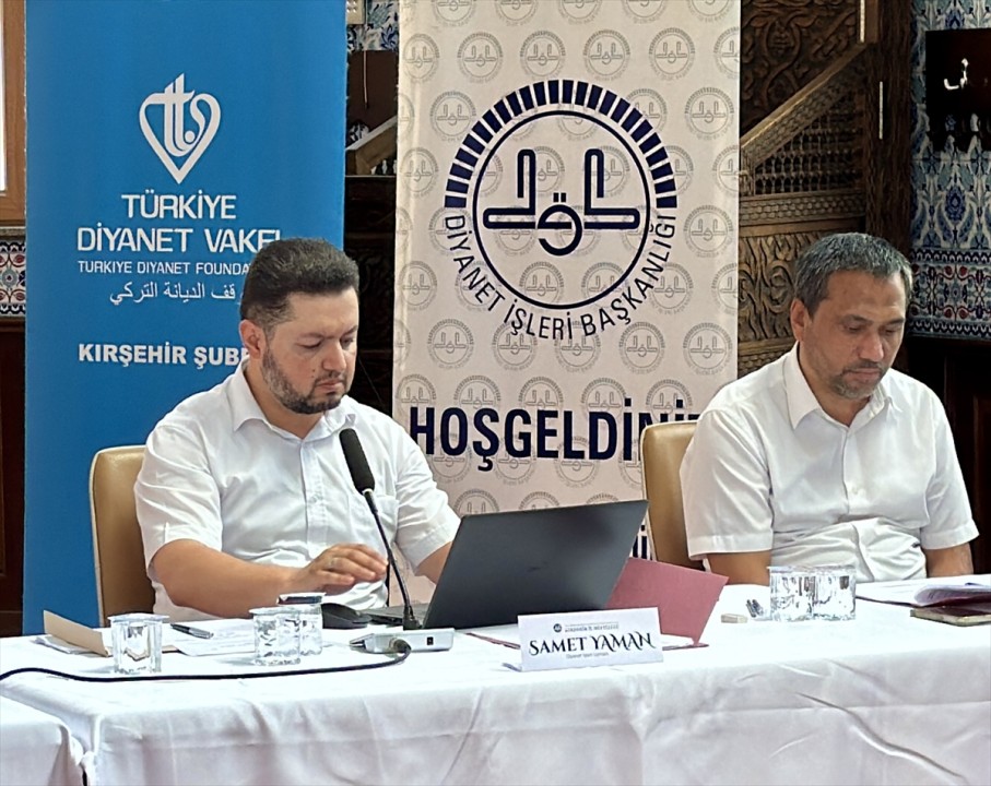 42089AA-20250724-38651374-38651366-KIRSEHIRDE_DIN_GOREVLILERI_ARASI_ETKILI_HUTBE_SUNUMU_YARISMASI_BOLGE_FINALI_YAPILDI.jpg
