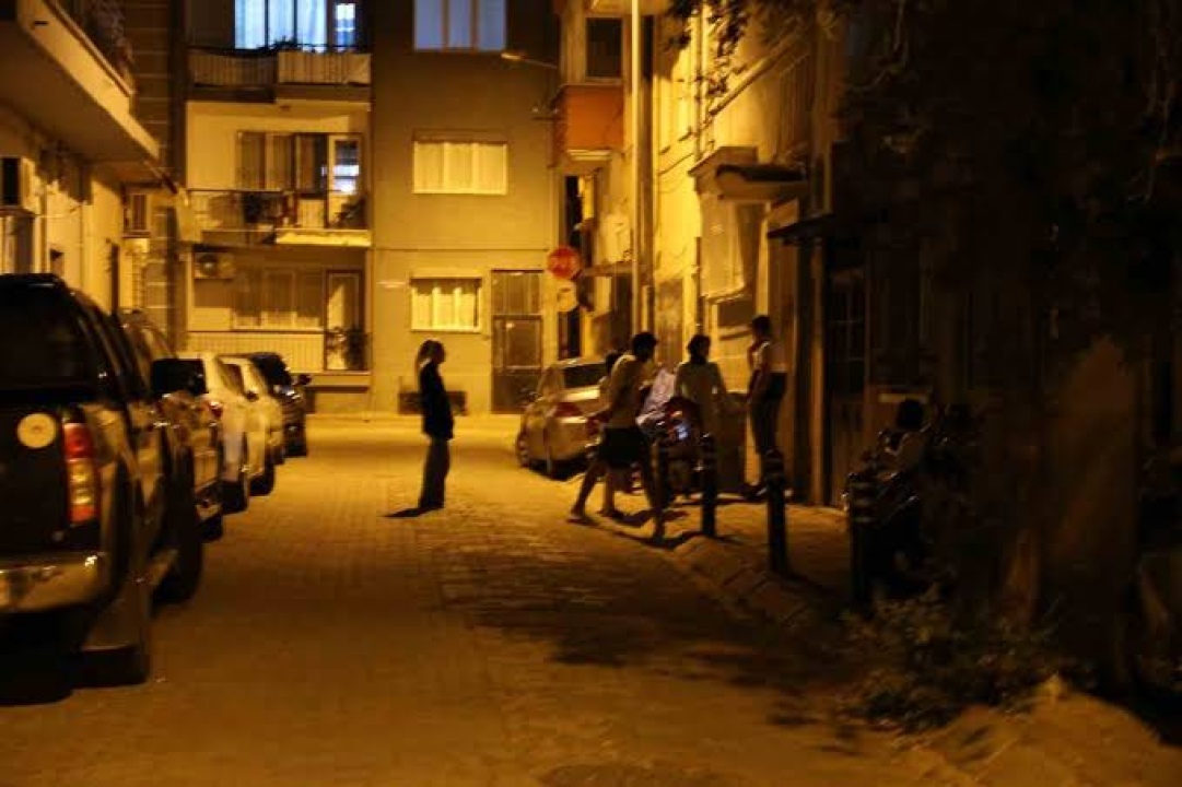5.8 büyüklüğündeki depremde 1 kişi hayatını kaybetti, 69 kişi yaralandı