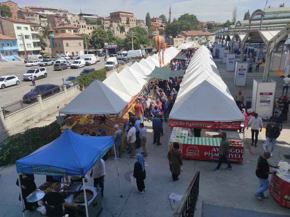 5217AA-20250918-39151202-39151201-BORDA_GELENEKSEL_TARIM_VE_HAYVANCILIK_GUNLERI_FUARI_BASLADI.jpg