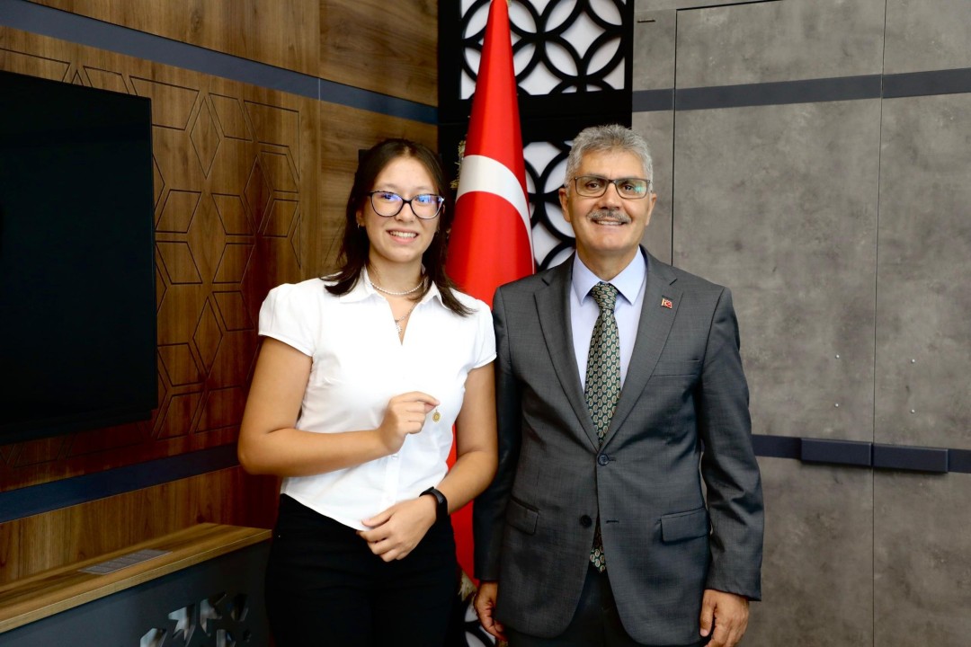 5675Gwdu80qXwAc9zFW.jpg
