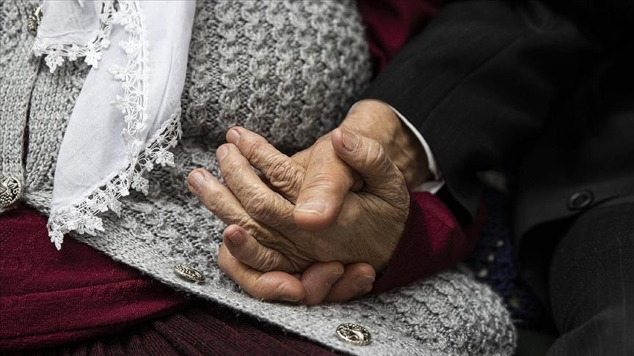 65 yaş üstü evliliklerinde rekor artış