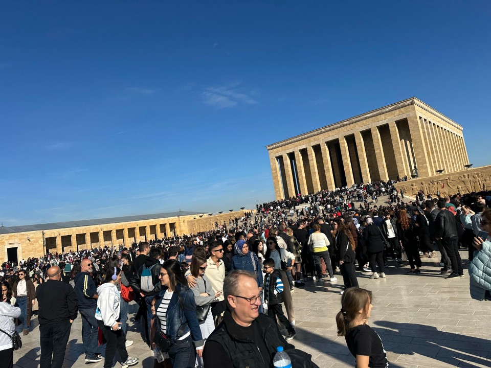 9384WhatsApp Image 2025-11-09 at 11.47.24 (2).jpeg