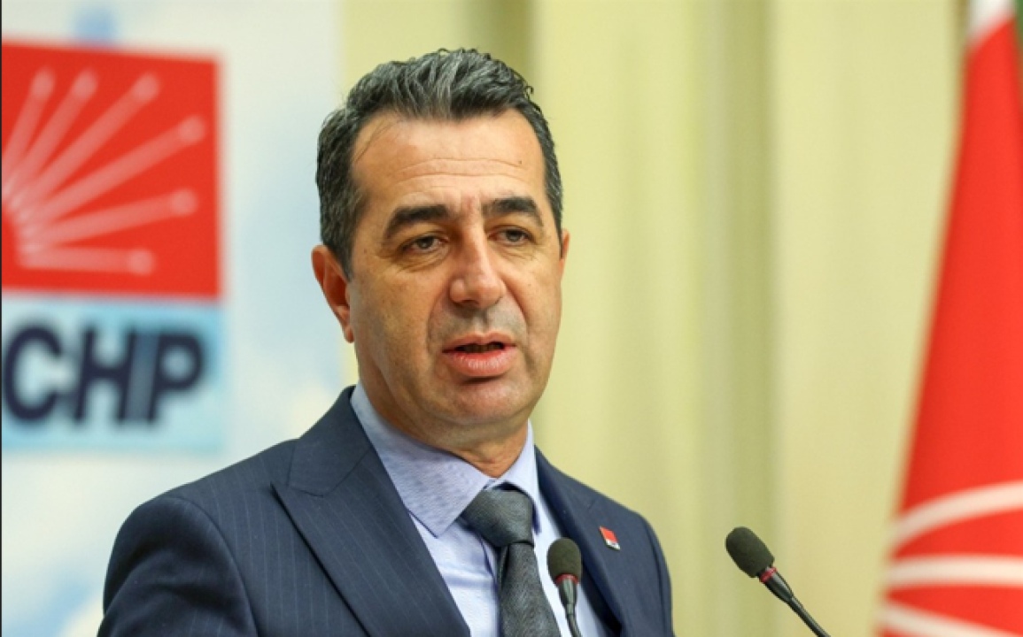 Adem: Genel Müdür, o koltukta bir dakika bile oturmamalı