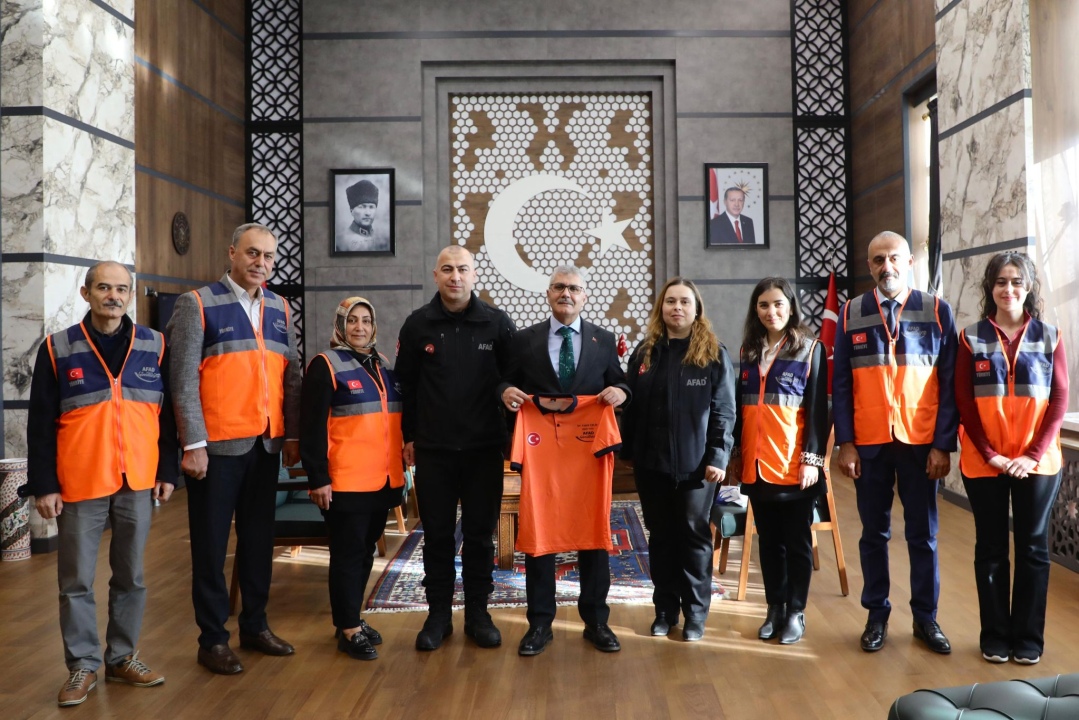 AFAD Gönüllülerinden Dünya Gönüllüler Günü Ziyareti