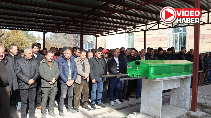 Ağcaşar Köyü’nde geniş güvenlik önlemleri altında cenaze töreni yapıldı