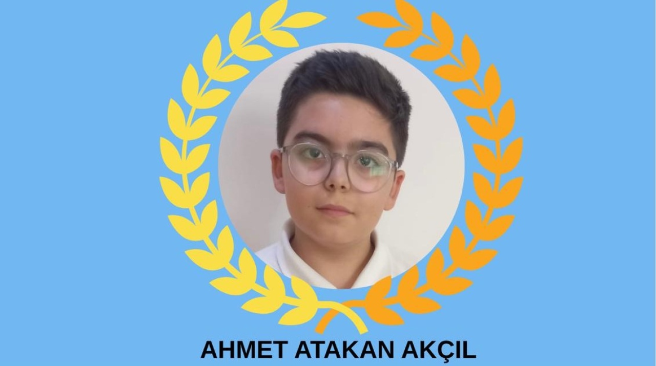 Ahmet Atakan Akçıl, bursluluk sınavında Türkiye birincisi oldu 