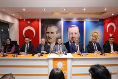 AK Parti’den gövde gösterisi 