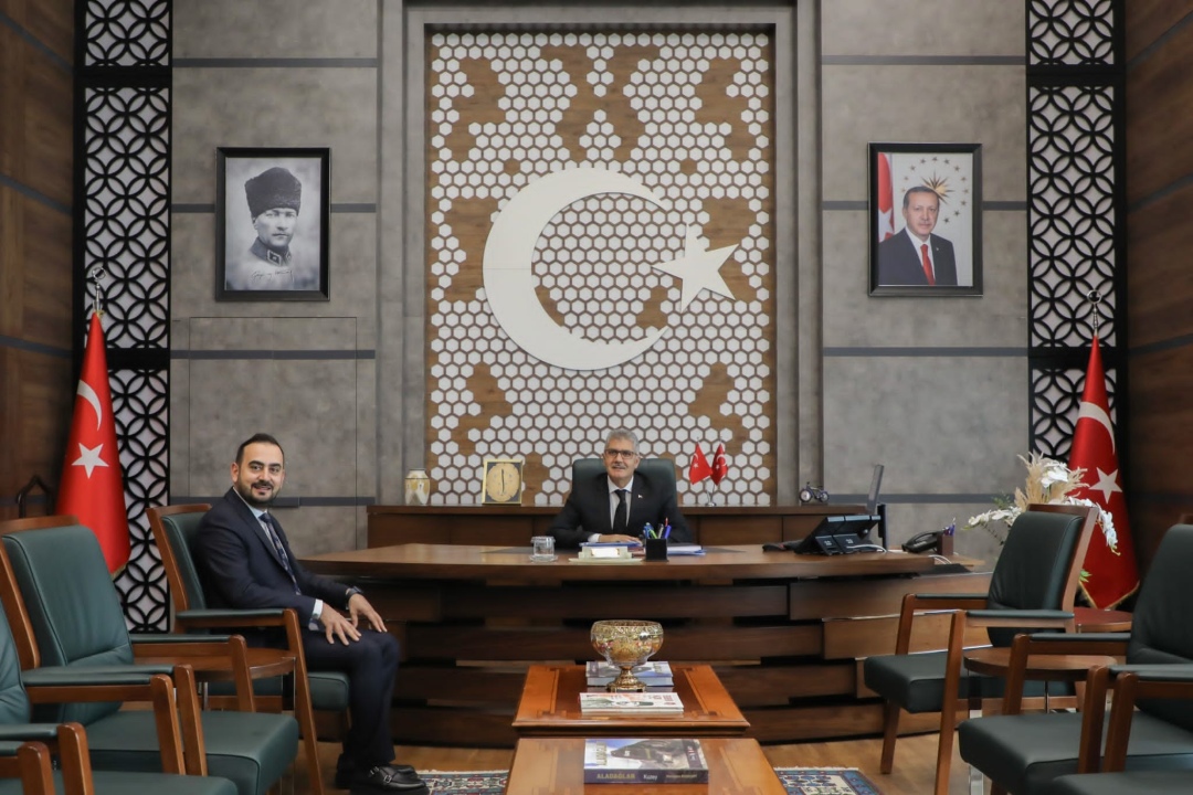 AK Parti Niğde İl Başkanı Eren’den Vali Çelik’e ziyaret