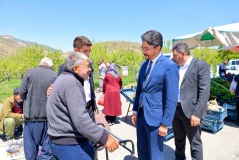 AK Parti Niğde İl Başkanı Özdemir Çamardı’da vatandaşlarla buluştu