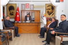 AK Parti Niğde İl Başkanlığı’nda başkanlar ve dernek temsilcileri ağırlandı