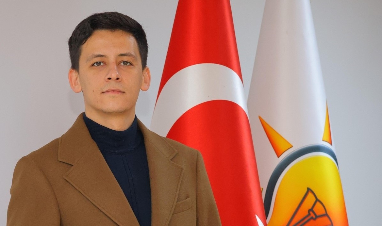 AK Parti Niğde İl Gençlik Kolları Başkanlığı'na İbrahim Göktuğ Giray getirildi