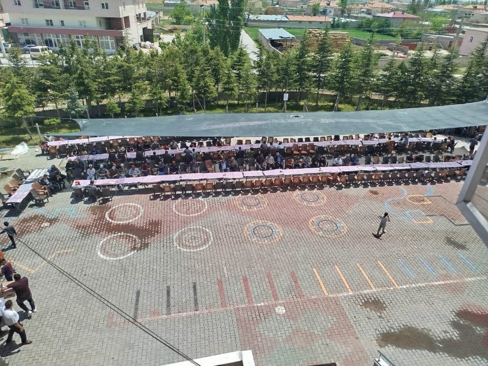 Alay Kasabası’nda Yağmur Duası ve Hayır İkramı