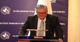 Altay Cengizer kimdir, kaç yaşındaydı? Emekli Büyükelçi Altay Cengizer neden öldü?