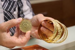 Altın piyasasında bir ayda büyük kayıp