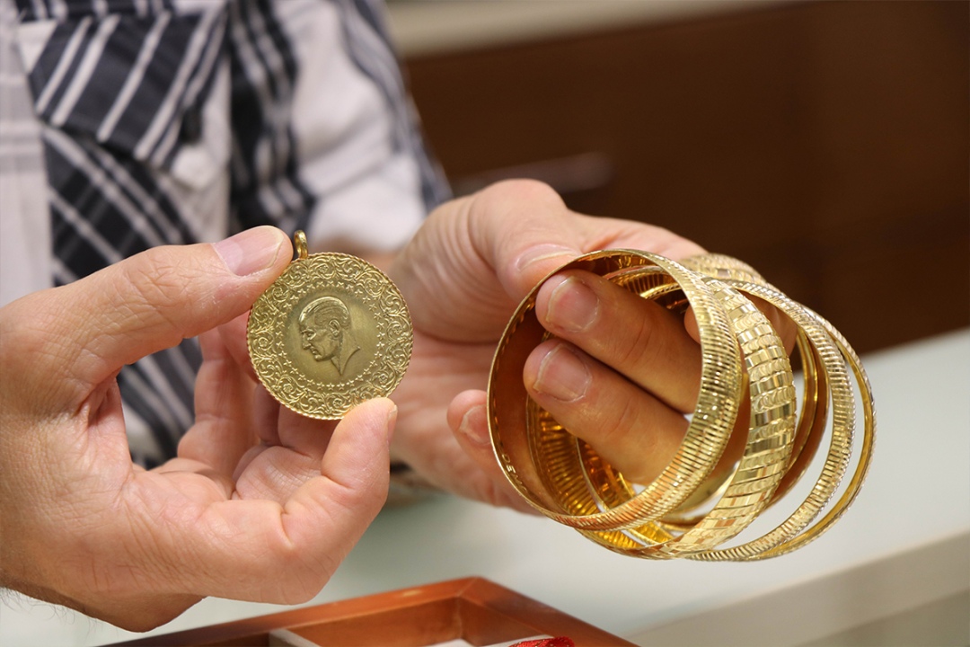 Altın ve gümüş fiyatlarında dalgalı seyir! 18 Kasım 2025 gram altın fiyatları