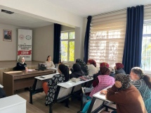 Altunhisar ADEM’de Şiddetsiz İletişim Eğitimi düzenlendi