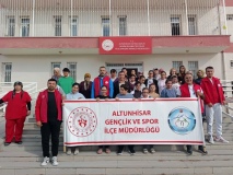 ALTUNHİSAR’DA ENGELSİZ SPOR ETKİNLİĞİ GERÇEKLEŞTİRİLDİ