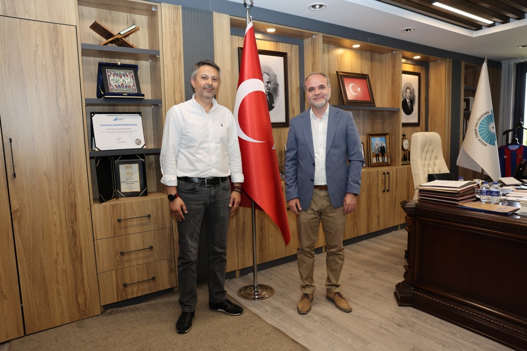 Amazon Global Yöneticisi Barış Al, NÖHÜ Rektörü Prof. Dr. Hasan Uslu’yu Ziyaret Etti