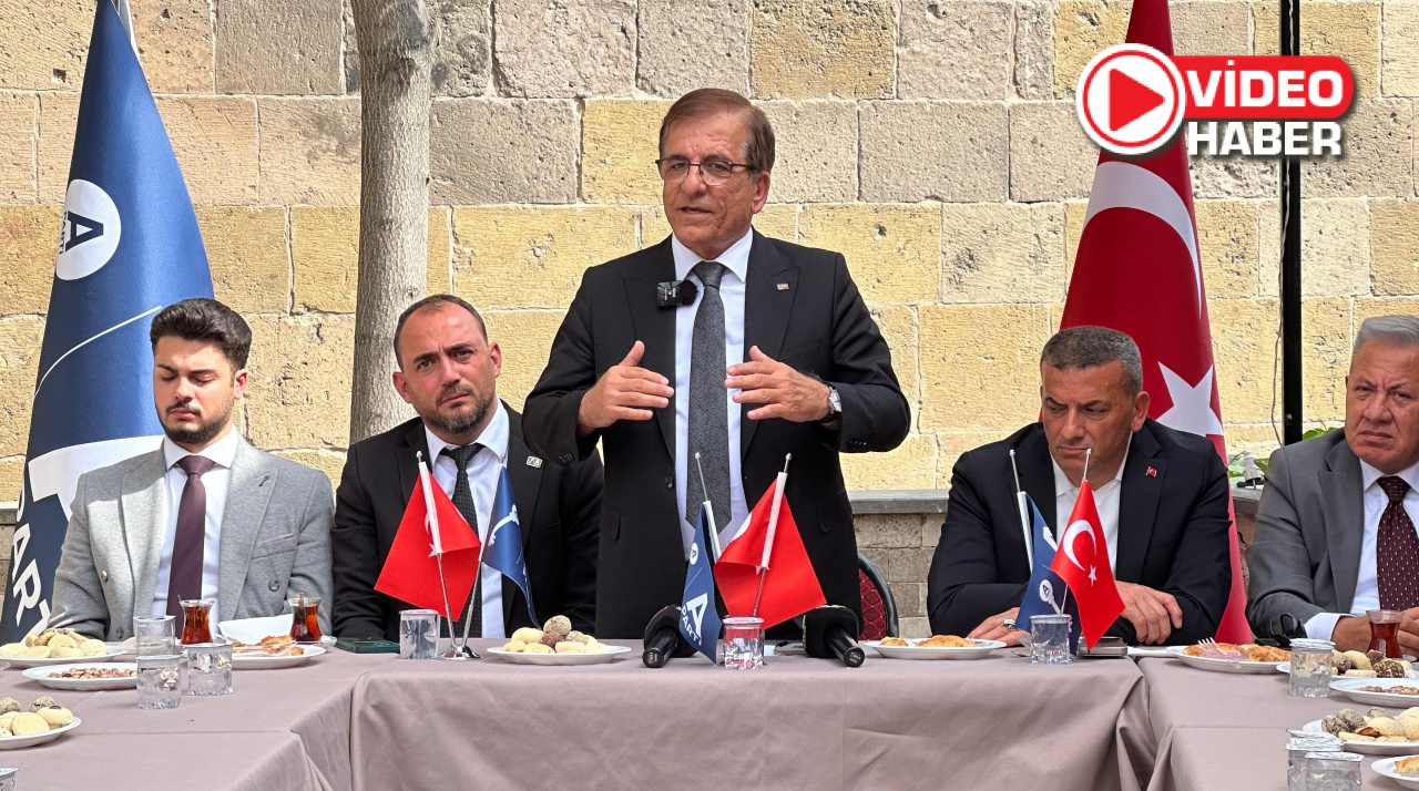 Anahtar Parti Genel Başkan Yardımcısı Sedat Yalçın Niğde’de konuştu