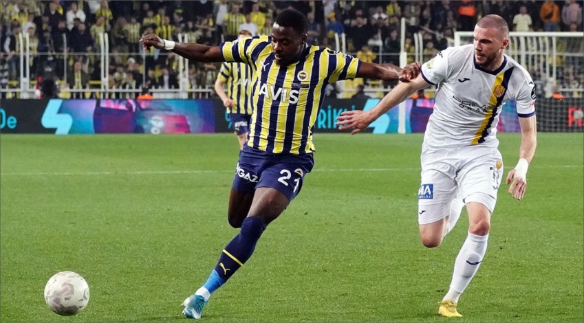 Ankaragücü-Fenerbahçe maçının ilk 11'leri belli oldu