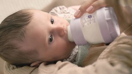 Aptamil ve Bebelac İçin Kritik Uyarı: Hangi Ürünler Raflardan İniyor?