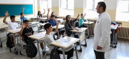Ara tatil kalkıyor mu? Milyonlarca öğrenciyi ilgilendiriyor
