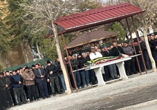 Feci Şekilde Can Veren Veysel Karani Defnedildi