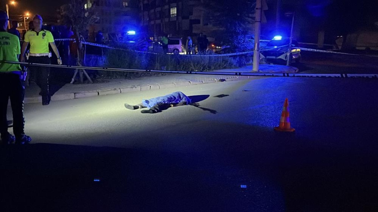 Aracın çarptığı yaya öldü
