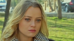 AYNI YAĞMUR ALTINDA FAZİLET’İN GENÇLİĞİ KİMDİR? Hülya Diken Kimdir, Kaç Yaşında ve Nereli?