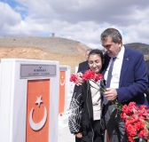Bakan Tekin, Şehit Öğretmenler Abidesi’ni ziyaret etti