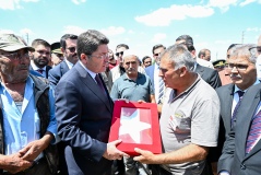 Bakan Tunç, Şehit Enver Yaman için düzenlenen törene katıldı
