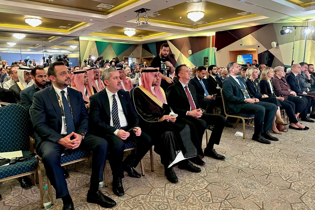 Bakan Yardımcısı Mahmut Gürcan Saraybosna İş Forumu'na Katıldı