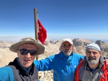 Bandrmalı Dağcılar Bayram Coşkusunu Zirveye Taşıdı