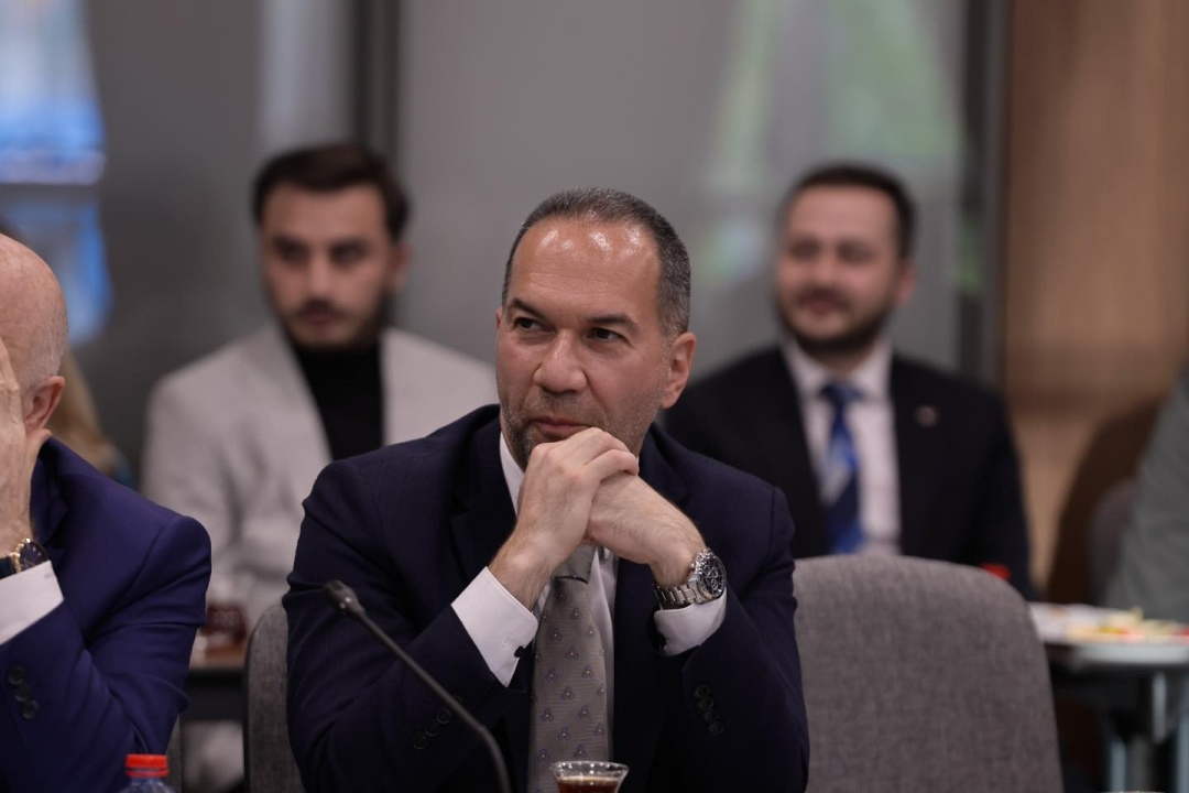 Başkan Özdemir Ankara’da Niğde için mesai yaptı