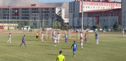 Niğde Belediyespor - Ömeranlıspor maçı başladığı gibi bitti: 0-0