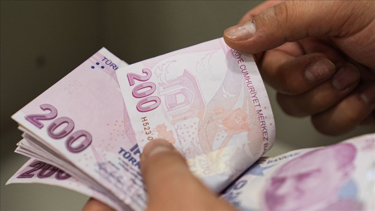 Bayramda emekliye 57,4 milyar lira ikramiye ödenecek
