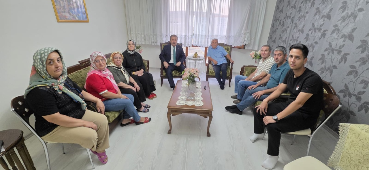 BBP Genel Başkanı Mustafa Destici, Niğde’de Taziye Ziyaretlerinde Bulundu