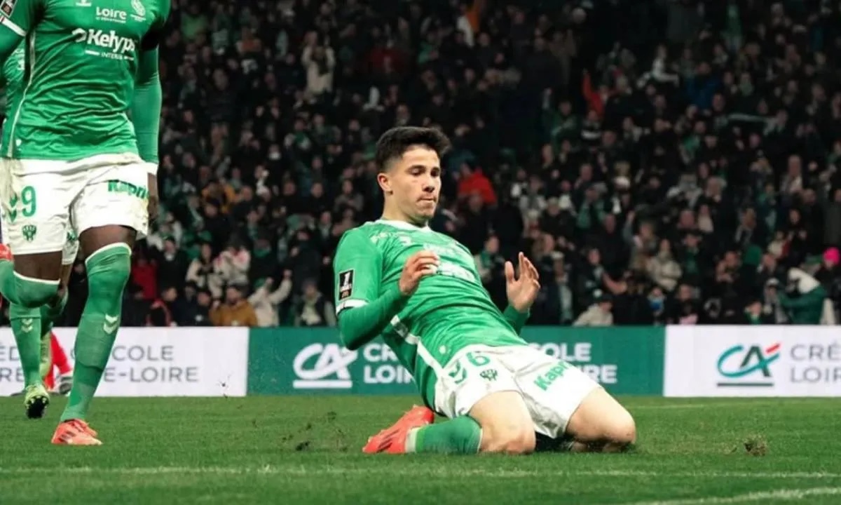 Benjamin Bouchouari hakkında merak edilenler: Kimdir, Müslüman mı?