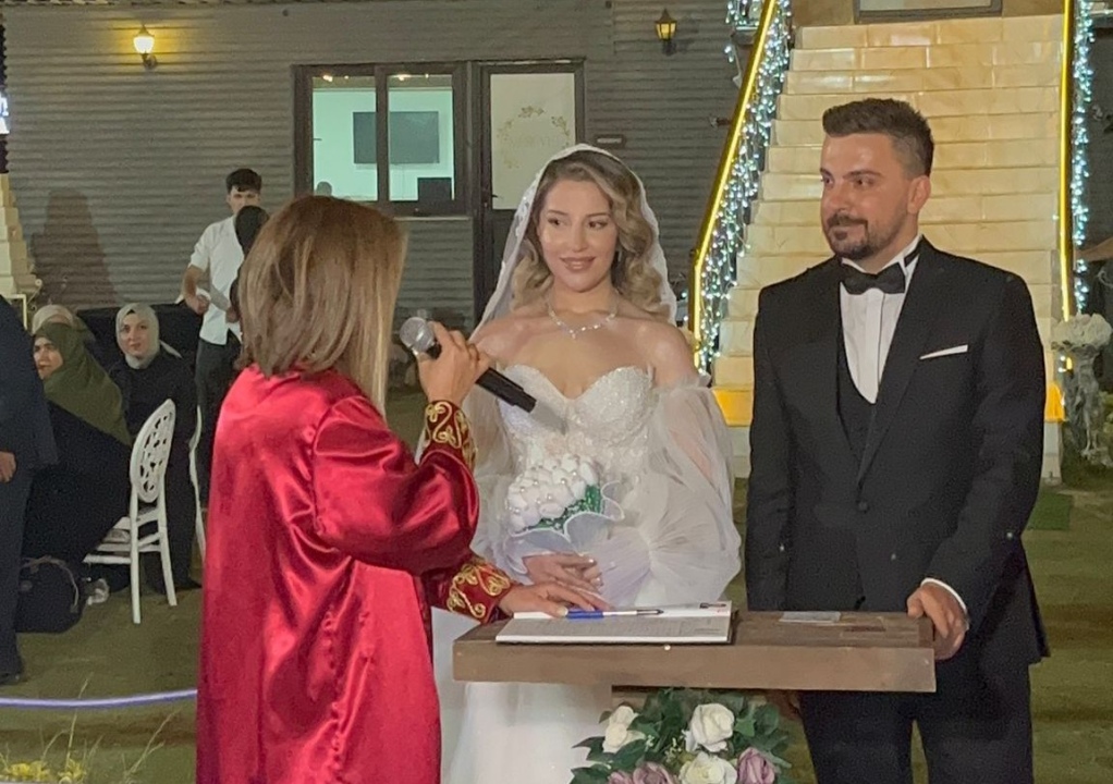 Beyza ve Muhammet çifte düğünle mutluğa adım attı